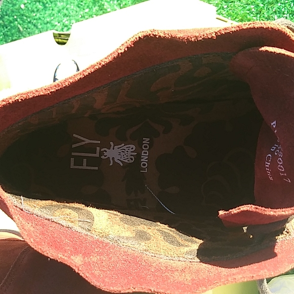 Fly London Mesu Brick Suede Lace Up Boots EU 40 US9/9.5 NIB - Picture 10 of 15